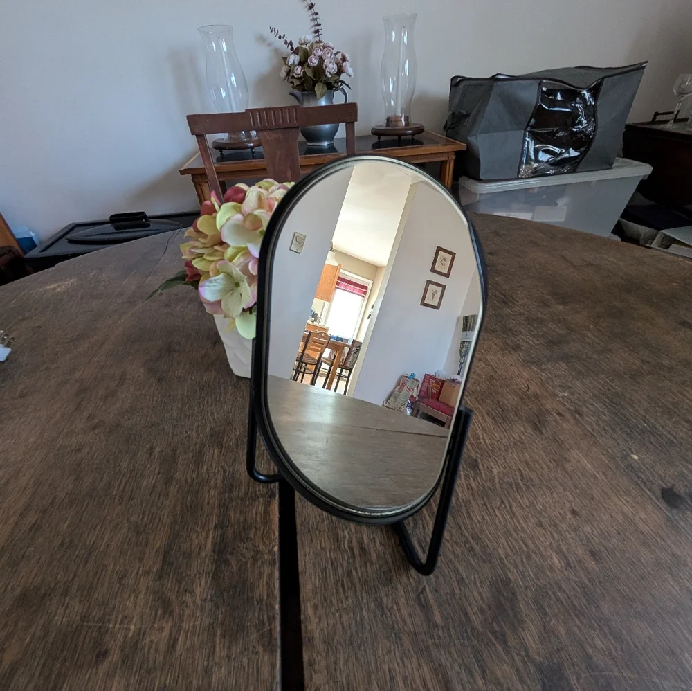 Black Desktop Mirror
